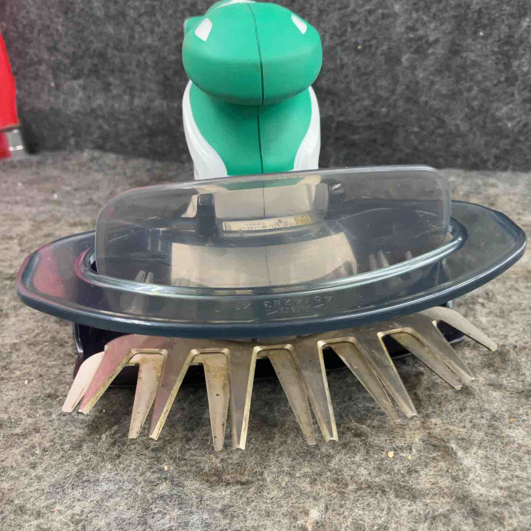◇マキタ(makita) コードレス芝生バリカン  MUM600DSH 10.8V1.5Ahバッテリー、充電器【鴻巣店】