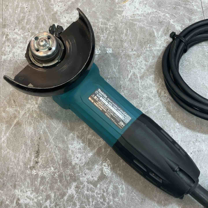 【中古品】☆マキタ(makita) 100mmディスクグラインダ GA4033【八潮店】