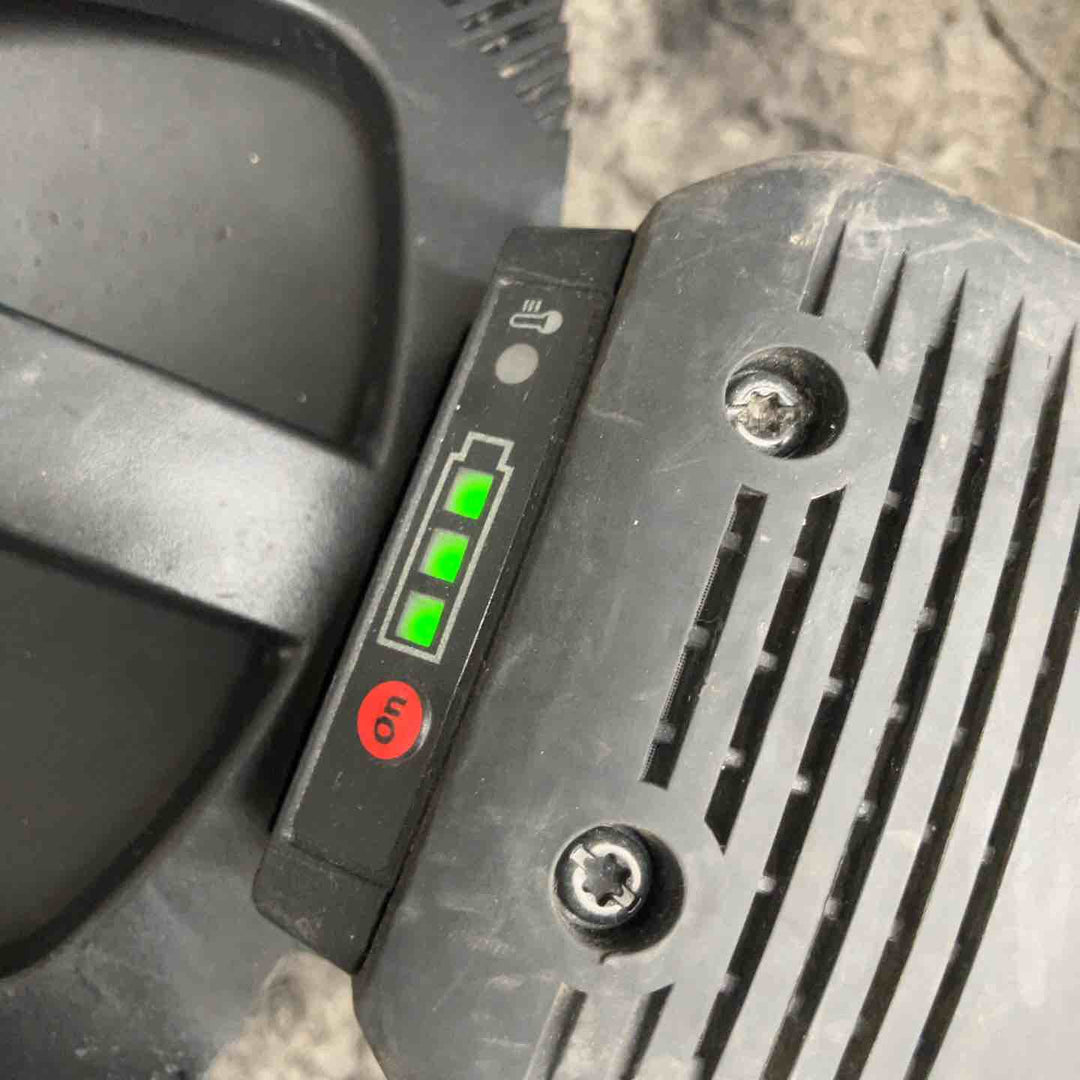 ボッシュ BOSCH 36Vバッテリー*6 (4.0Ah*3。2.0Ah*1。2.6Ah*2) 充電器 AL3640CV【鴻巣店】