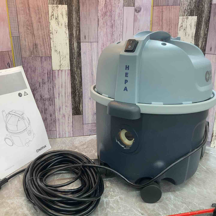 ◇ニルフィスク アドバンス 乾式掃除機 VP300HEPA【八潮店】