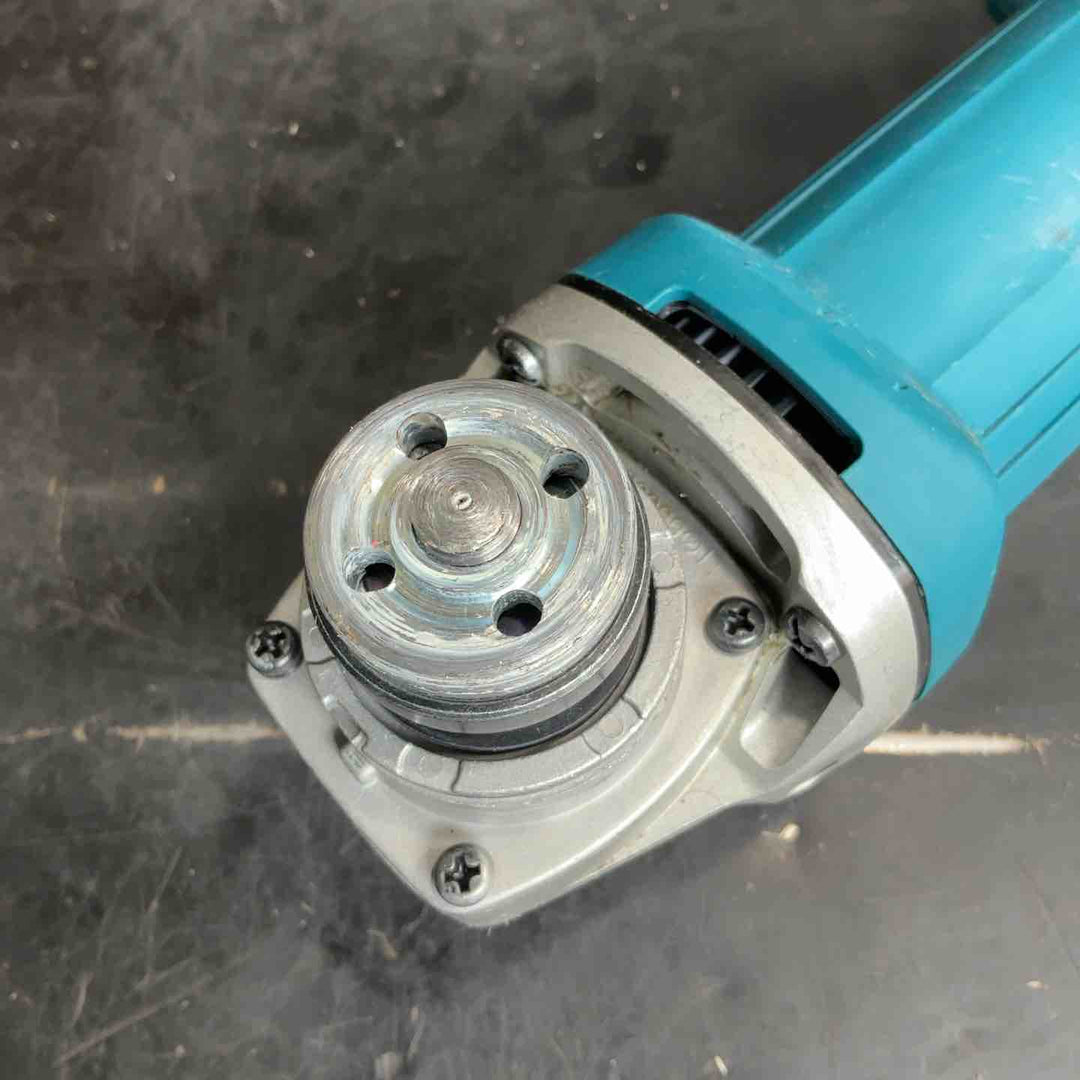 ☆マキタ(makita) 100mmディスクグラインダ 9533BL【草加店】