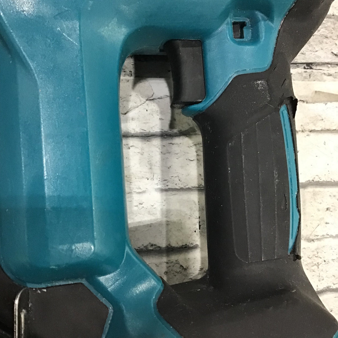 ★マキタ(makita) コードレスタッカー ST421DZK【川口店】