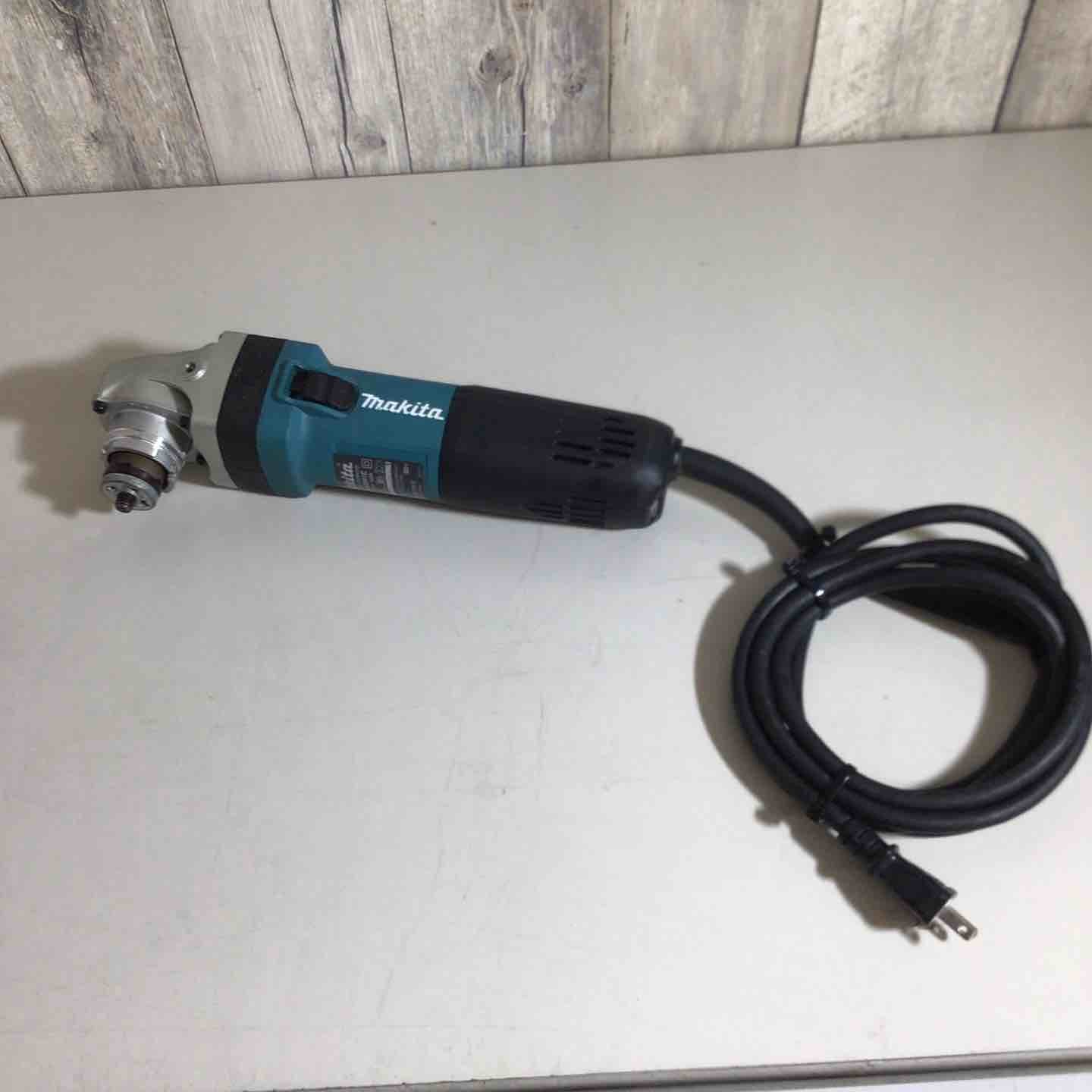 マキタ makita 100ミリ電子ディスクグラインダ GA4041C 81wCLy0iHaL._AC_UF350,