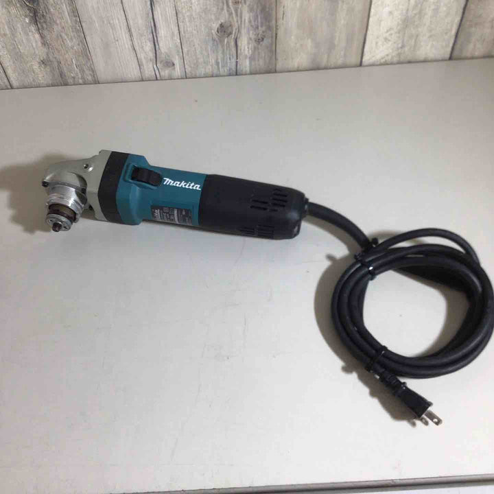 ☆マキタ(makita) 100mm電子ディスクグラインダ GA4041C【戸田店】
