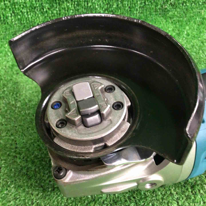 ◇マキタ(makita) コードレスディスクグラインダー GA402DRG【川崎店】