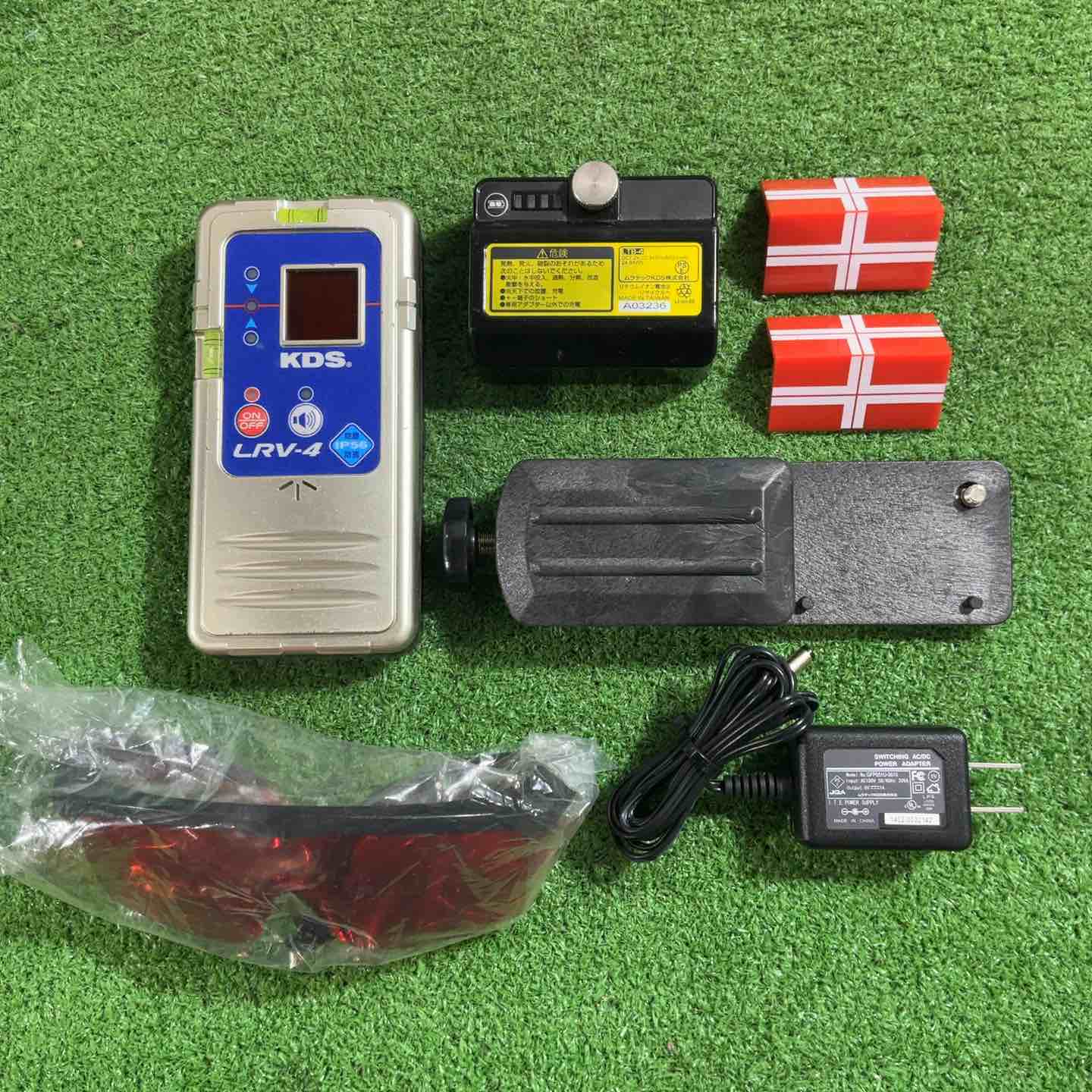 ◇KDS 電子整準 フルラインレーザー墨出し器 DSL-92【川口店