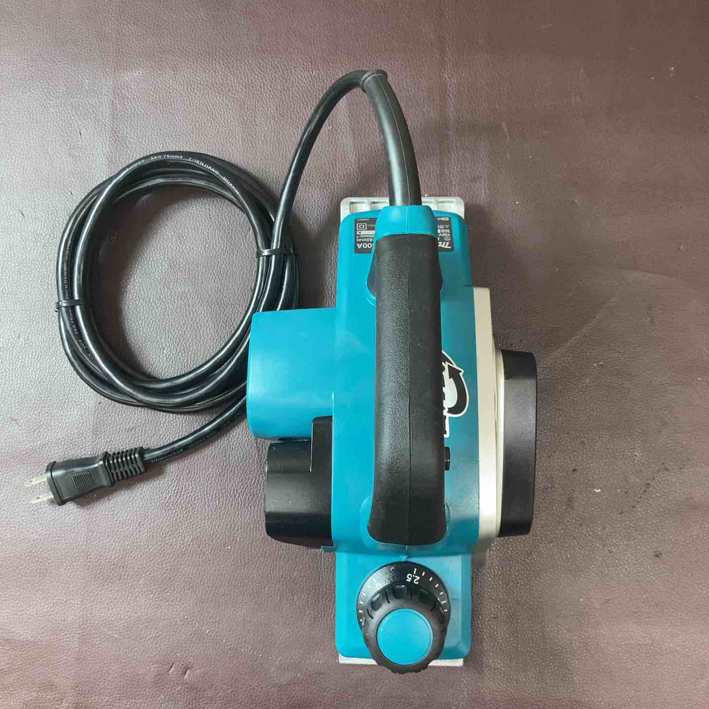 中古品】 マキタ(makita) 電気カンナ KP0800A 【東大和店】 – アクト