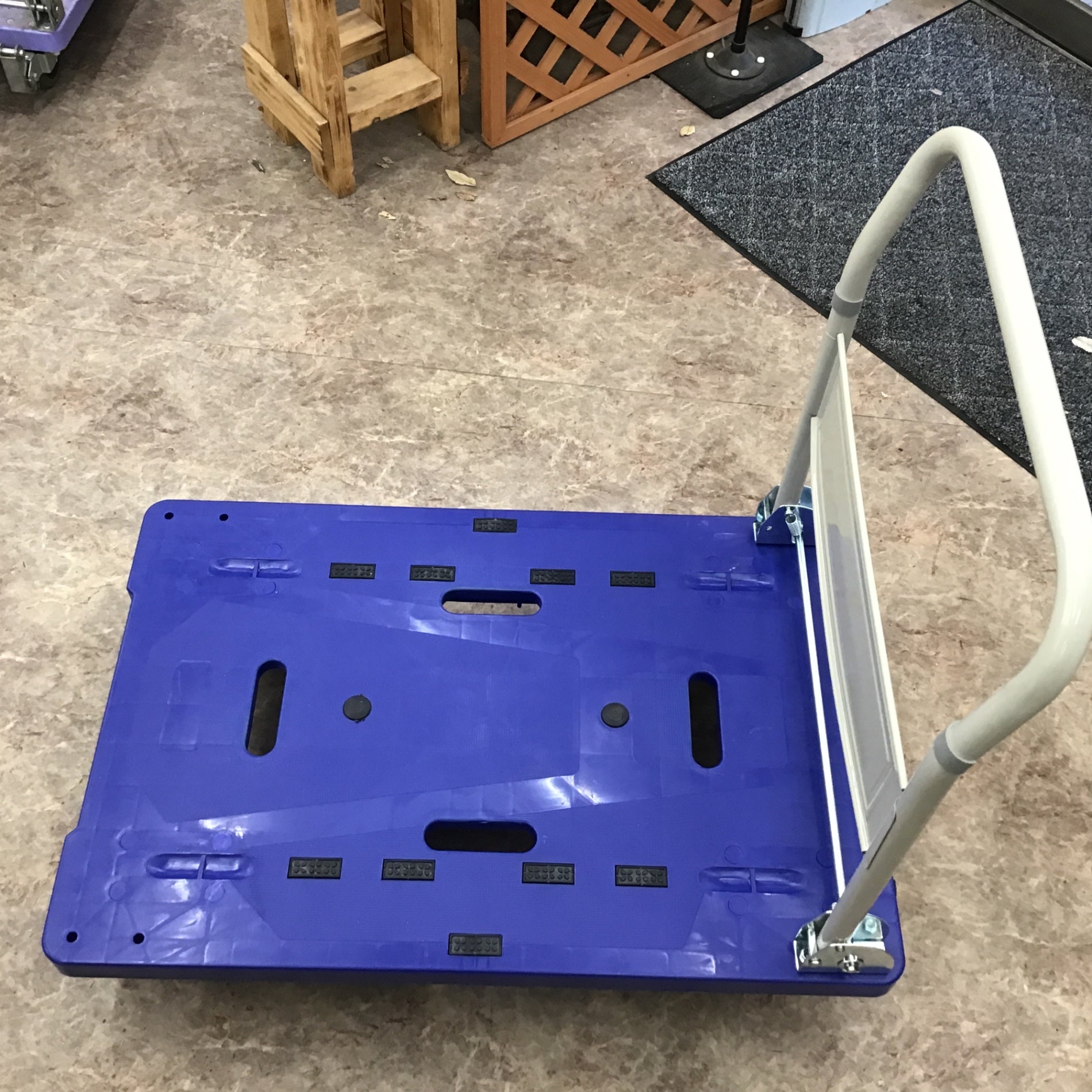 店頭受取り限定】〇コーナン(LIFELEX) オリジナル 樹脂製台車300 静音