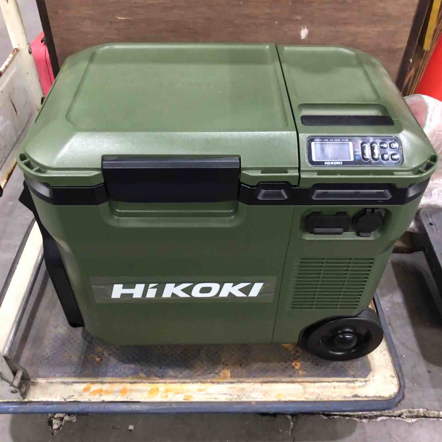 中古品】☆ハイコーキ(HIKOKI ※旧:日立工機) コードレス冷温庫 UL18DC