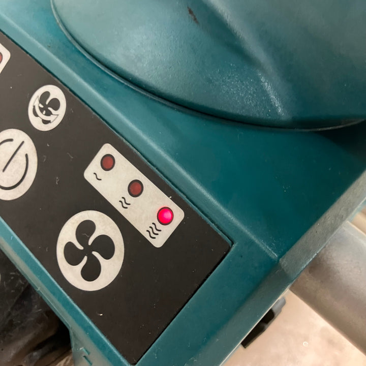 ☆マキタ(makita) コードレス産業扇 CF300DZ ACアダプタ無し 首振り 風量調節【草加店】