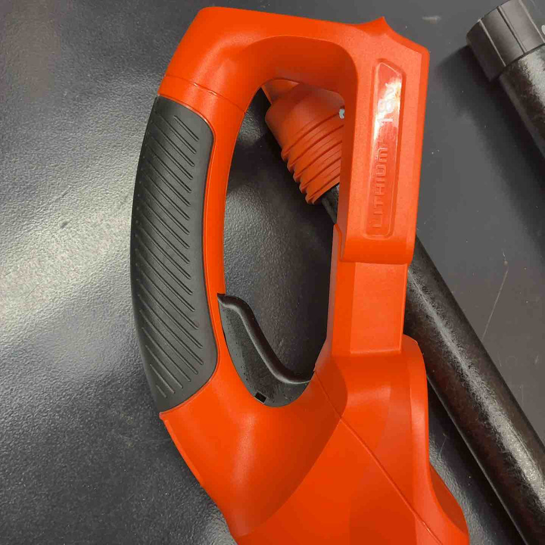 Black&Decker(ブラックアンドデッカー) コードレス高枝ポールチェーンソー GPC1820LN【藤沢店】