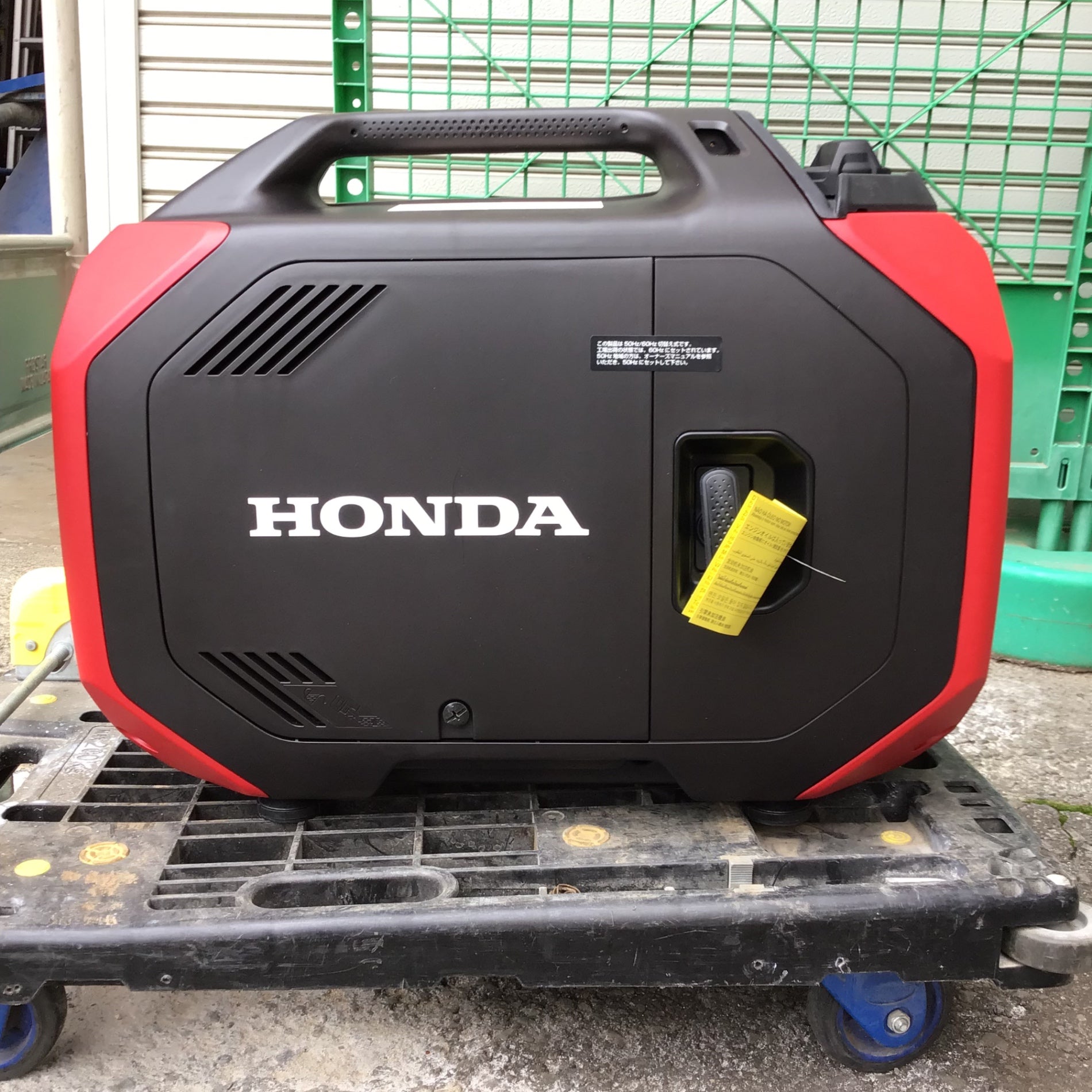 店頭受取り限定】☆ホンダ(HONDA) 発電機 EU26iJ【所沢店】 – アクトツールオンラインショップ