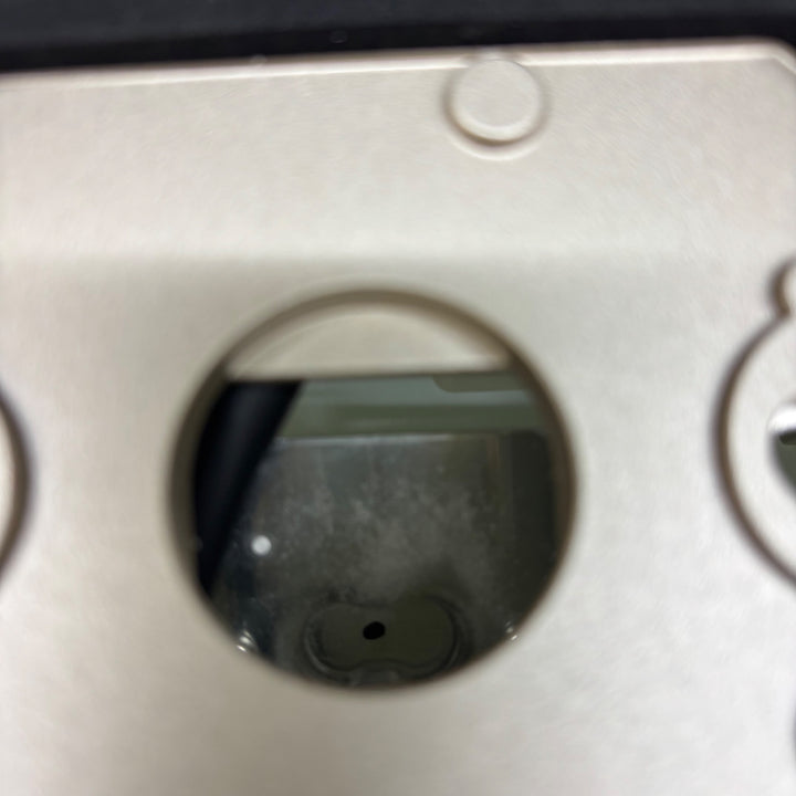 【中古美品】パナソニック 壁直付型 LED（昼白色) ポーチライト　LSEWC4055K LE1【電材館越谷店】