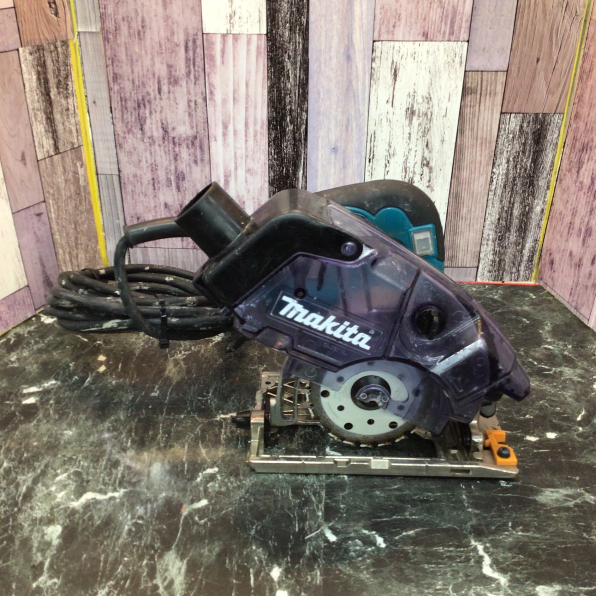 中古B】makita(マキタ) 100㎜防じんマルノコ[ダストボックス仕様