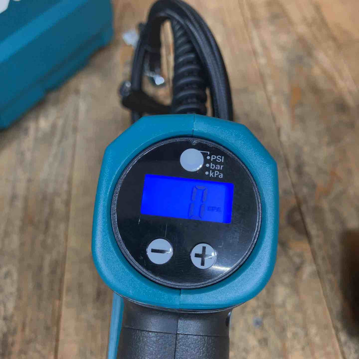 ☆マキタ(makita) コードレス空気入れ MP100DSH ケース(10.8V1.5Ahバッテリー*2、充電器)【所沢店】