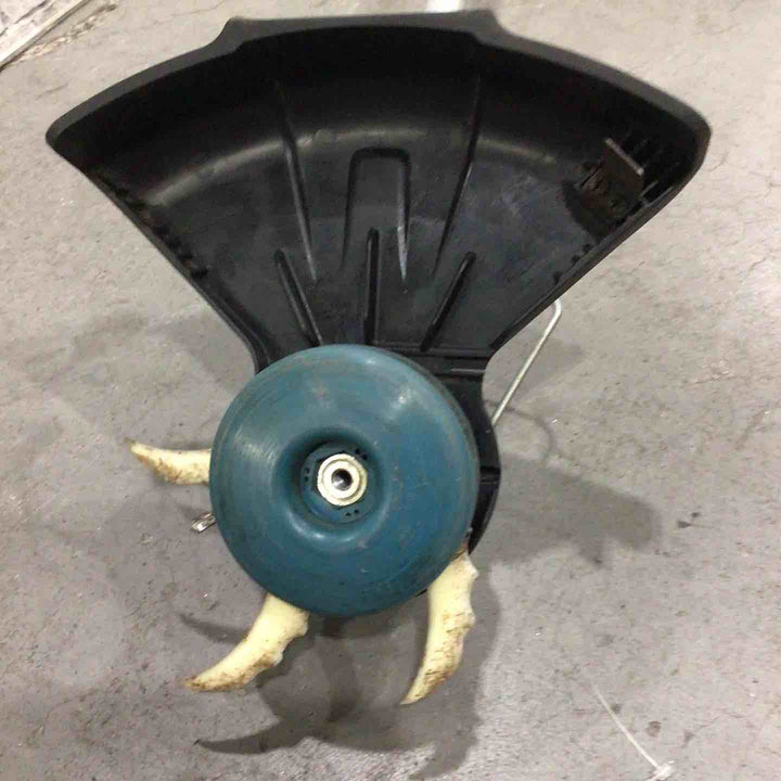 【店頭受取り限定】◇マキタ(makita) コードレス草刈機 MUR189DZ 18V 動作確認済み【川口店】