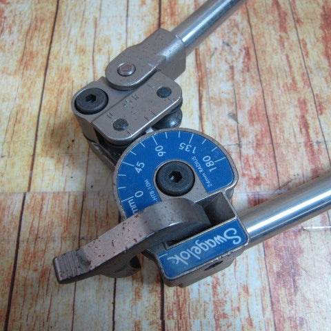 【中古品】SWAGELOK MS-HTB-10M　ベンダー MS-HTB-10M Swagelok ハンドチューブベンダー 0 Bend 24mm