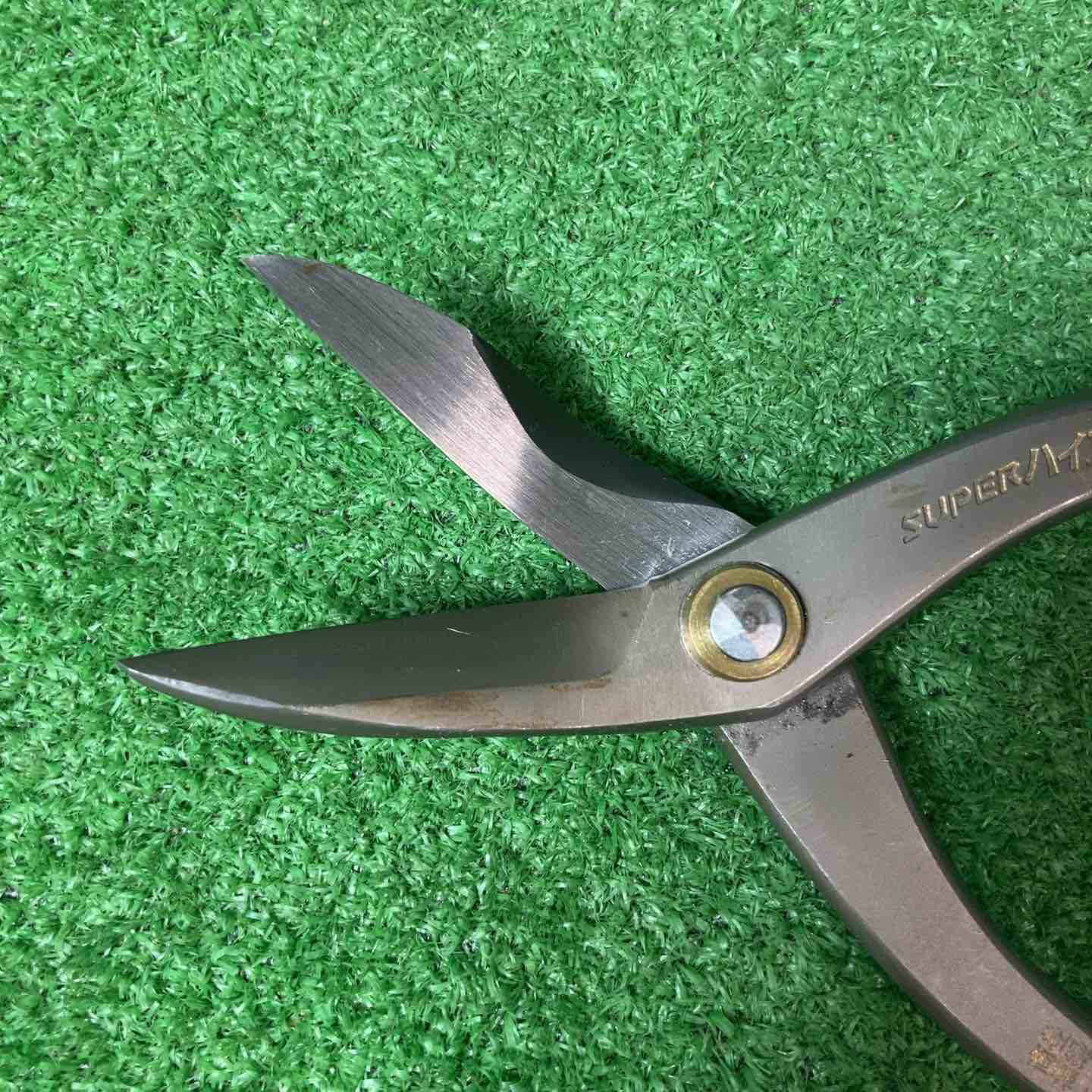 【未使用品(店頭展示品)】◇スーパーハイス21 柳刃 270mm【岩槻店】 未使用品(店頭展示品)】◇スーパーハイス21 柳刃 270mm【岩槻店