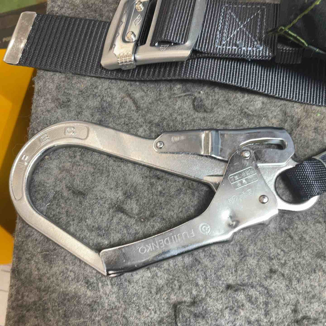 ツヨロン 新規格 墜落制止用器具 リトラ TB-RN-590 【桶川店】