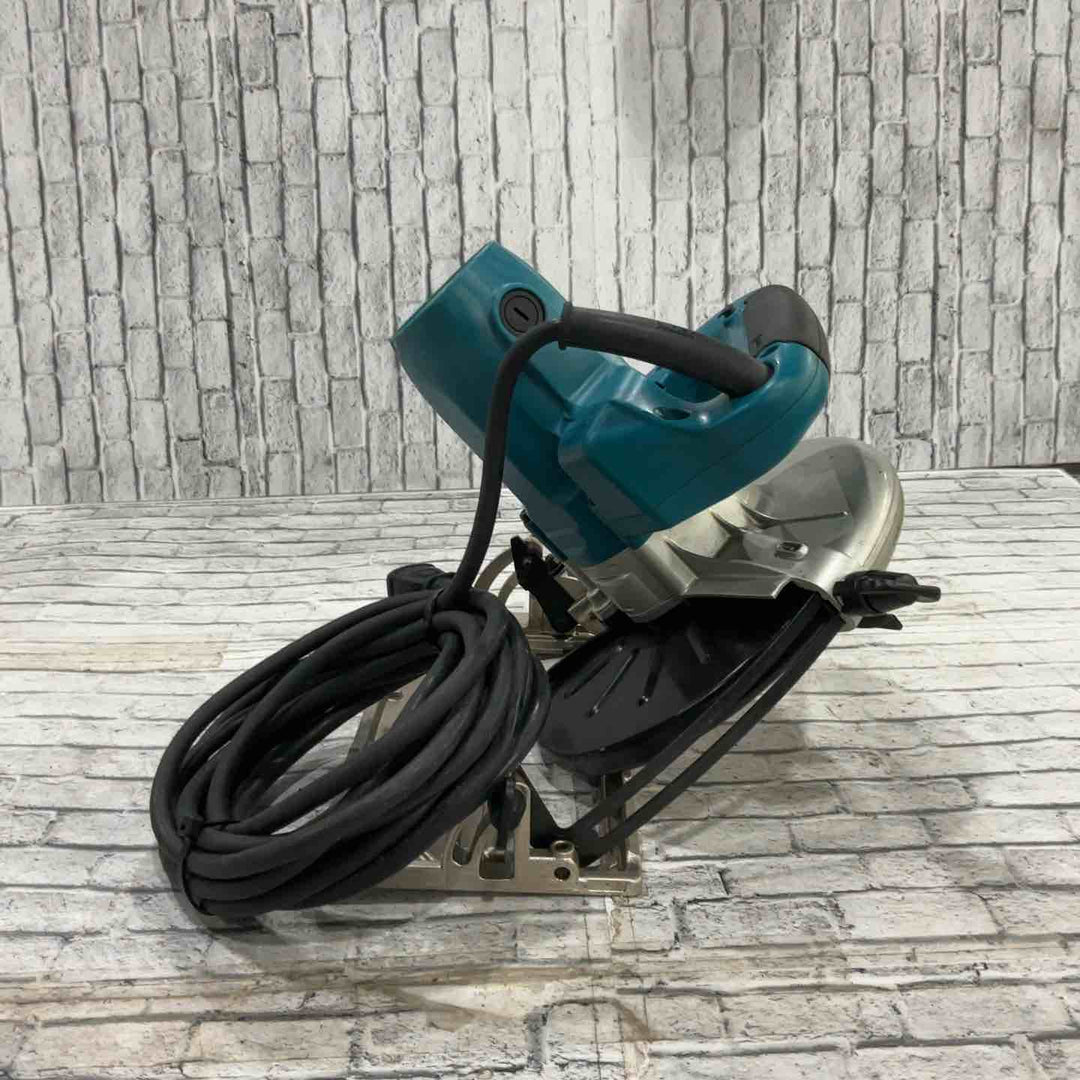 ◇マキタ(makita) 190mm丸ノコ 5832BA【川口店】