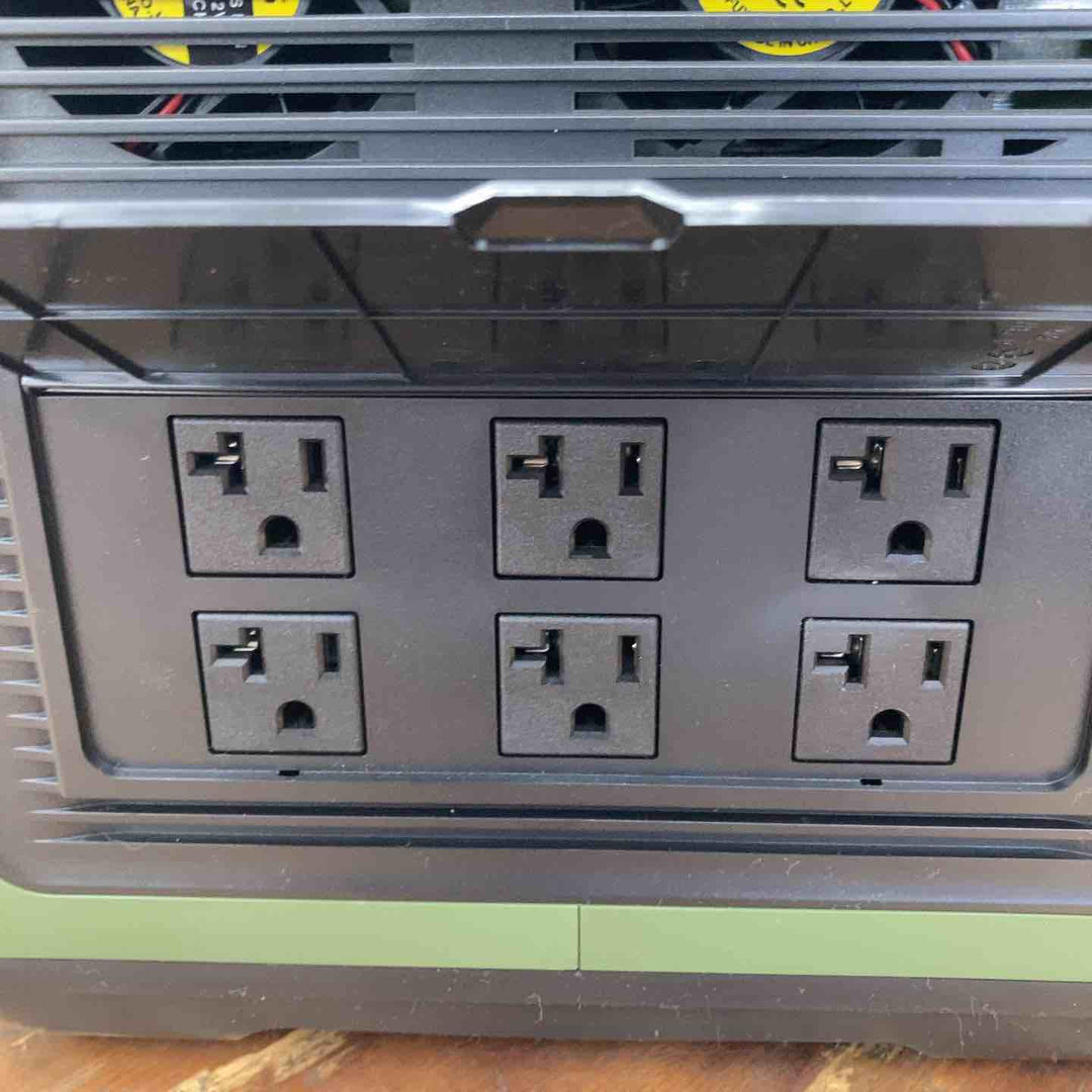 【中古美品】EENOUR ポータブル電源 P2001 2000Wh 動作確認済み【柏店】