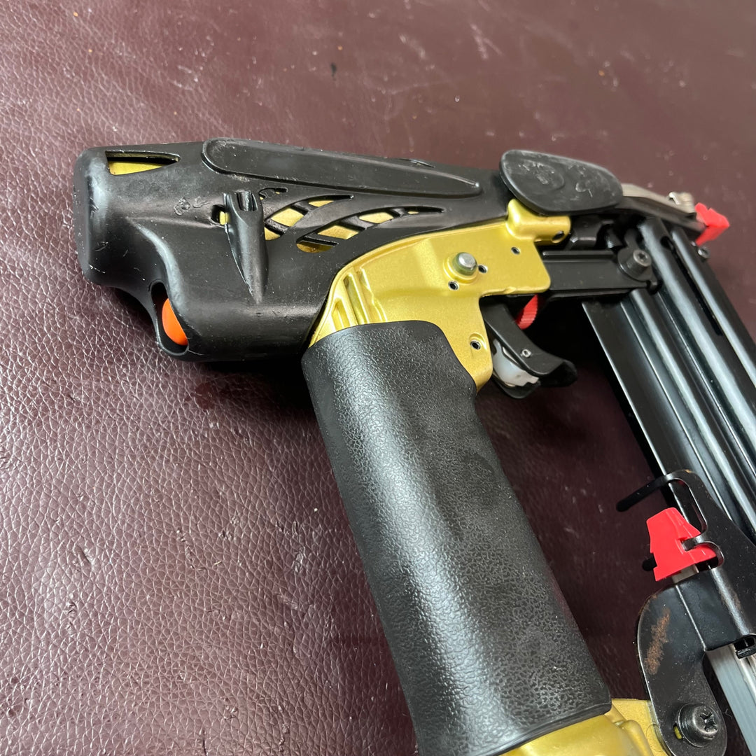 【中古品】 ハイコーキ(HIKOKI ※旧:日立工機) 高圧ピンネイラ NP55HM 【東大和店】