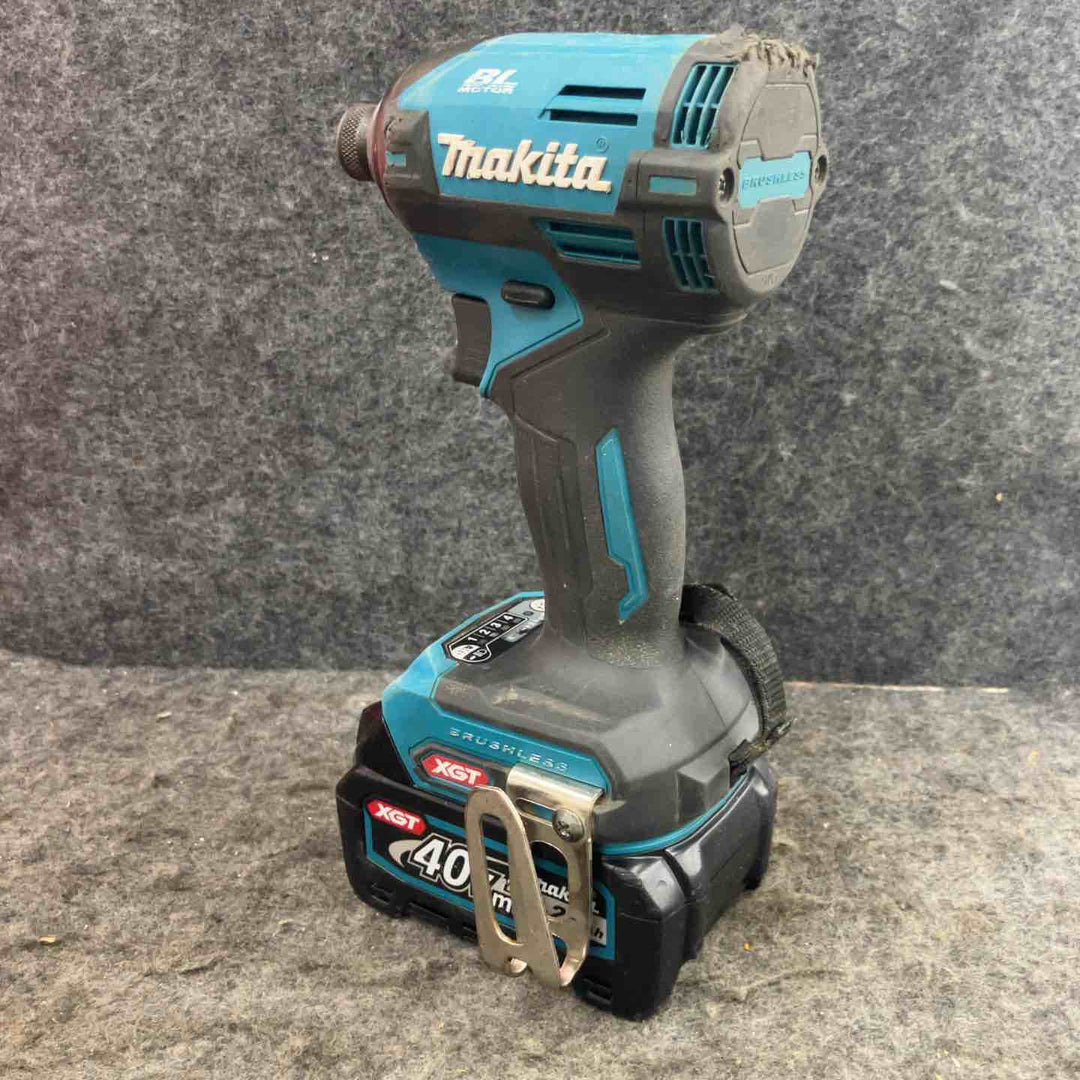★マキタ(makita) コードレスインパクトドライバ TD003GRAX ケース(40Vmax2.0Ah[26]2.5Ah[47]バッテリー、充電器)【鴻巣店】