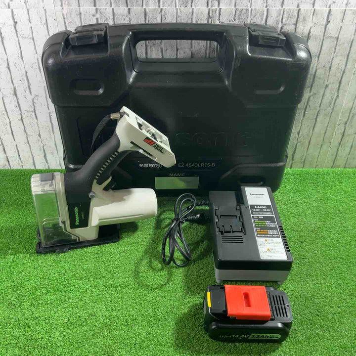 ◇パナソニック(Panasonic)  コードレス角穴カッター EZ4543LR1S-B【川口店】