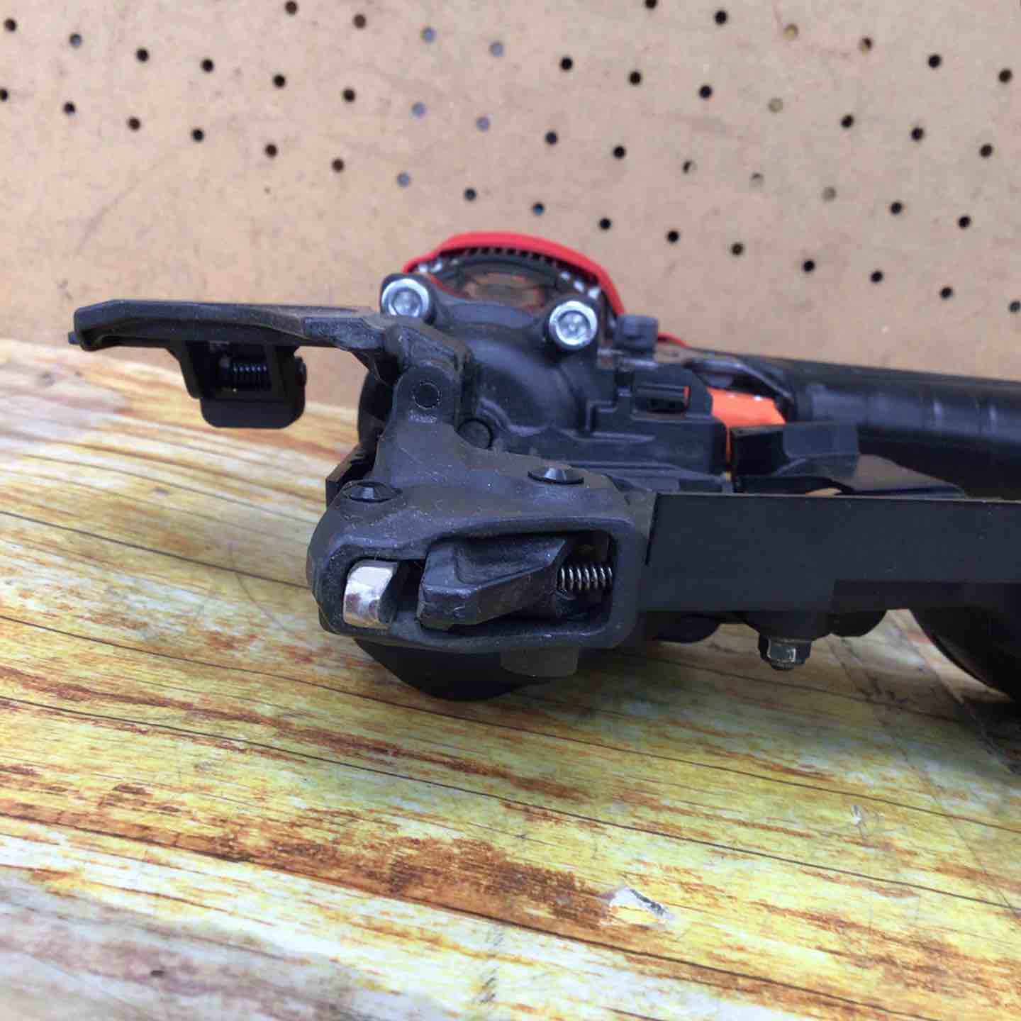 マックス(MAX) 高圧エア釘打ち機 HN-65Z2【川崎店】 – アクトツール