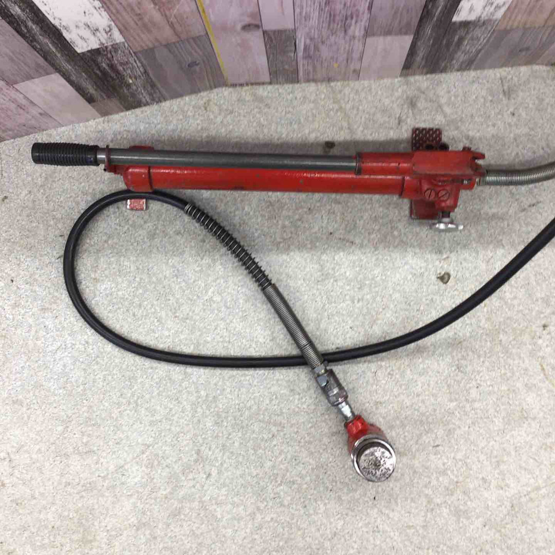 理研 手動油圧ポンプ 型式不明　先端 型式不明【八潮店】