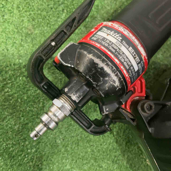 ★マキタ(makita) 高圧エア釘打ち機 AN731H 動作確認済【川口店】