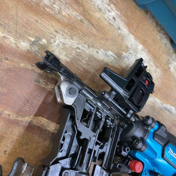 ★マキタ(makita) 高圧エア釘打ち機 AN633H【柏店】