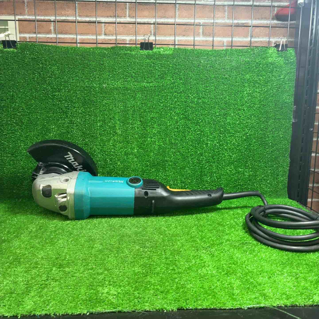 マキタ(makita) 180mm電子ディスクグラインダ GA7011C【藤沢店】
