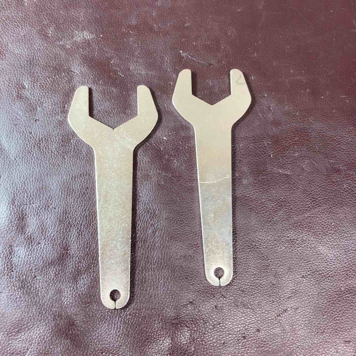 【中古美品】ニシガキ工業 L型バリカン500 N-832 刈払機 草刈機【東大和店】