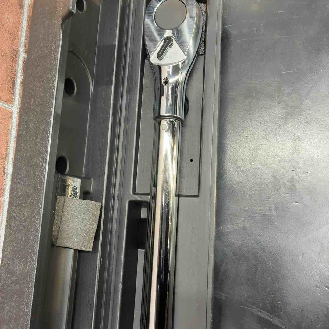 【未使用品】 KTC プレセット型トルクレンチ CMPB8008 【藤沢店】