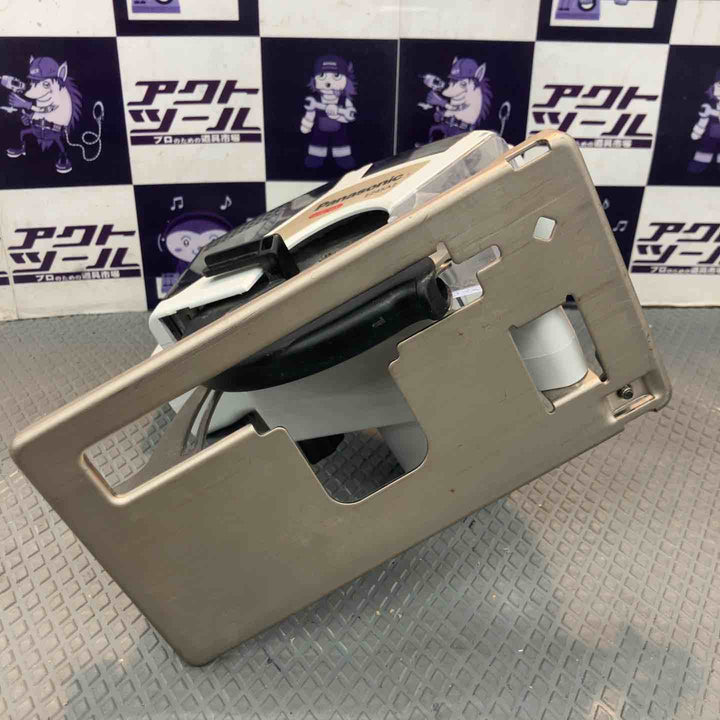 【中古品】パナソニック(Panasonic) コードレスチップソーカッター EZ45A2X-H 本体 グレー【所沢店】