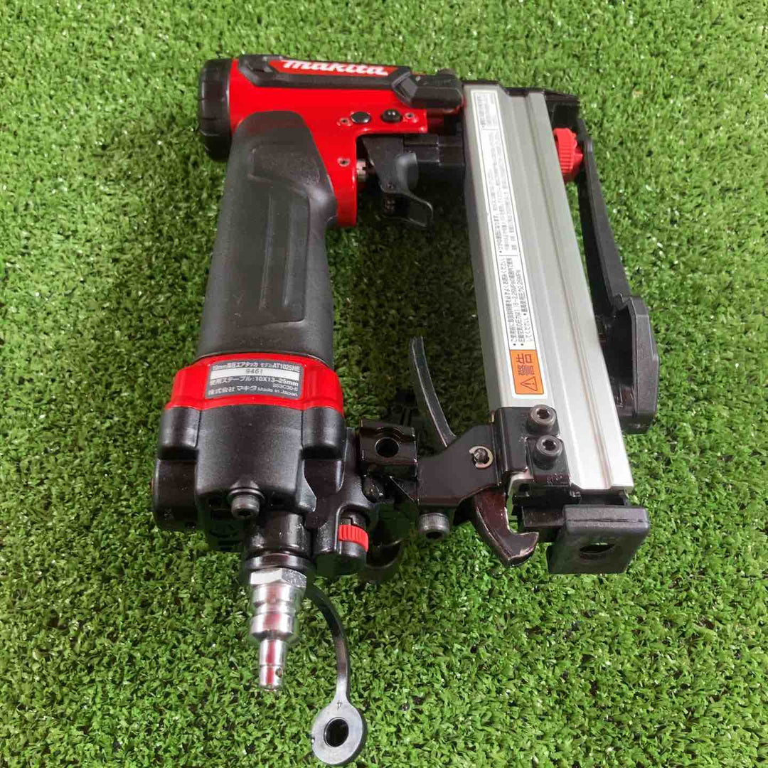 ★マキタ(makita) 高圧エアタッカ AT1025HE【川崎店】