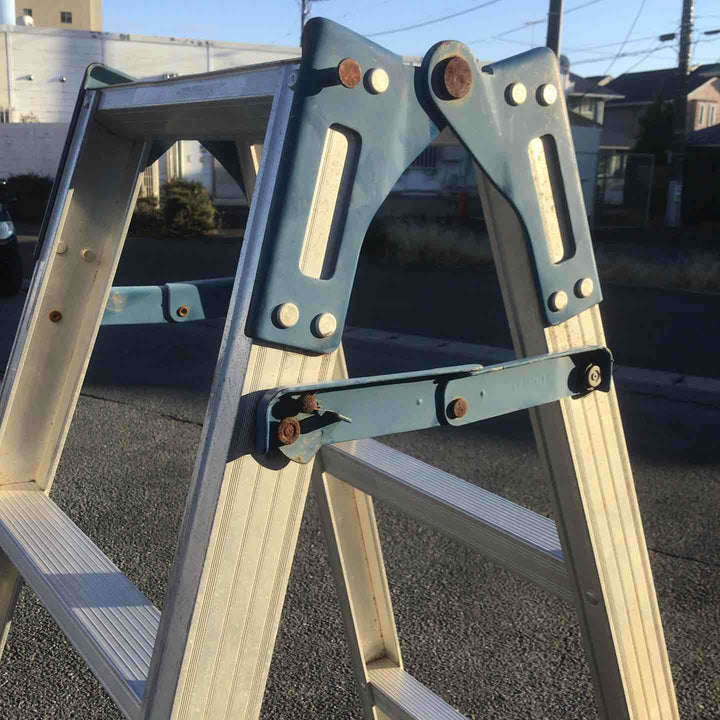 【現状品 / 店頭受取り限定】 アルインコ/ALINCO 5尺アジャスタ付きはしご兼脚立 型式不明 【鴻巣店】