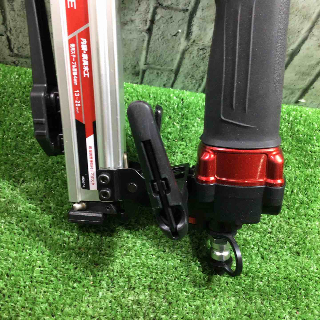 ★マキタ(makita) 高圧エアタッカ AT425HE【川口店】