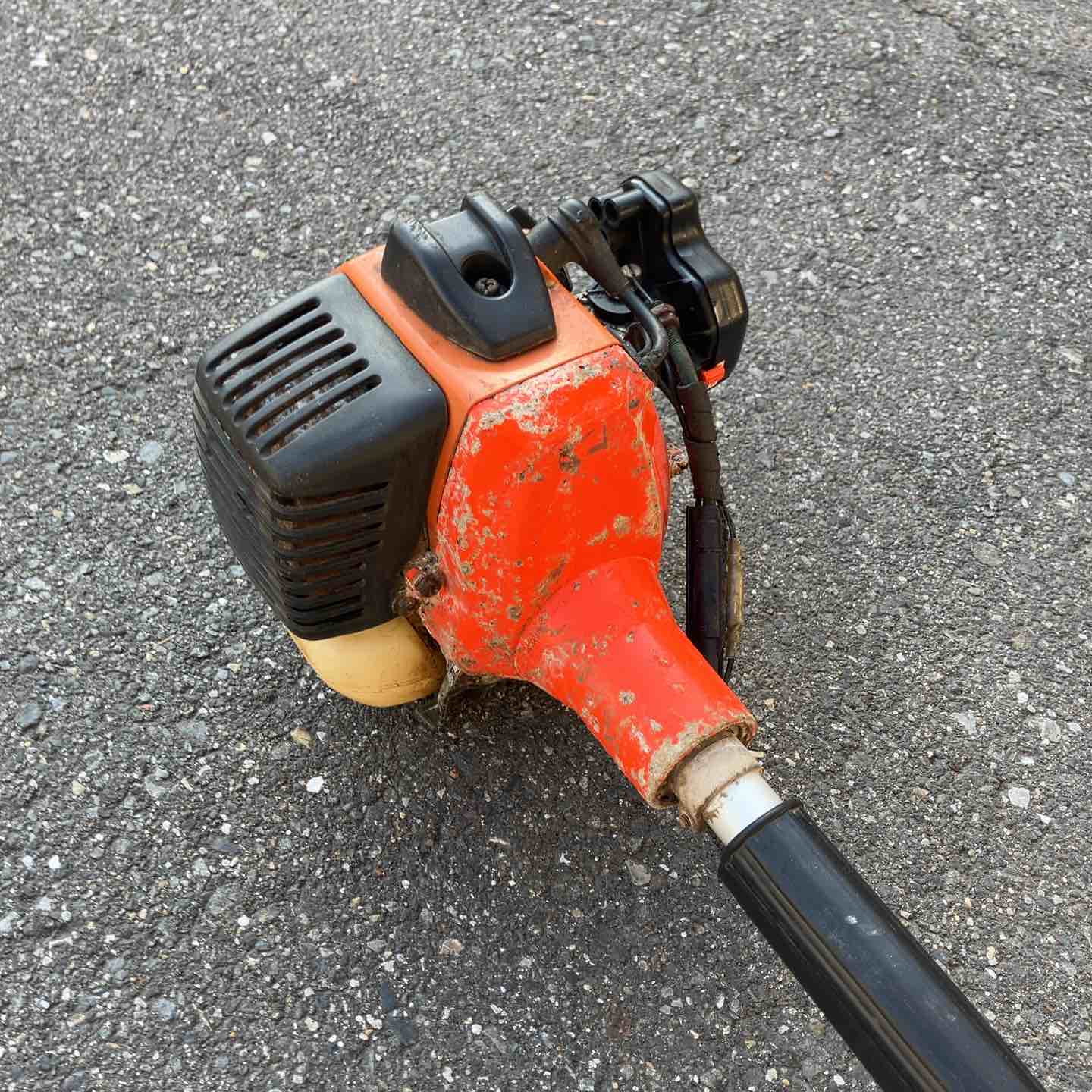 中古品・店頭受取り限定】 共立/KIORITZ エンジン刈払機・SRE2650G