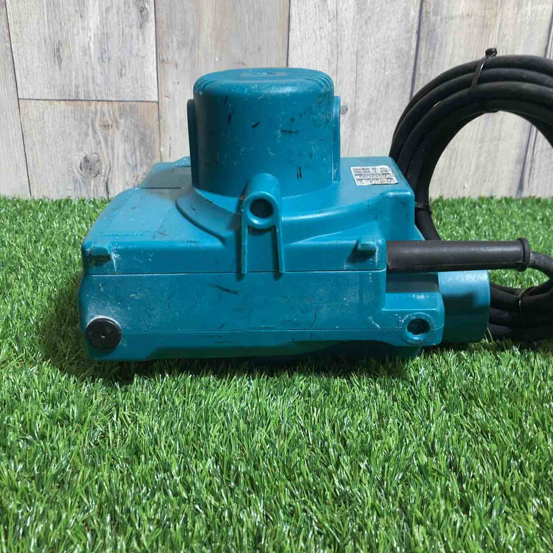 ★マキタ(makita) 小型集じん機 乾式 450(P) ホース未使用品 ゴム足・集塵袋欠品【戸田店】