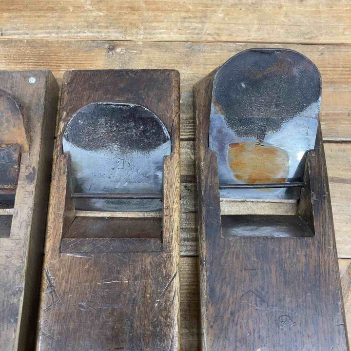 【中古品】 久光、源助之、長之次？、荒？、作者不明、鉋5個セット 鉋 かんな カンナ 和工具 大工道具 鑿 のみ 鋸 のこ 【東大和店】