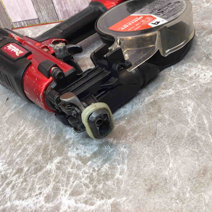 ★マキタ(makita) 高圧エアネジ打ち機 AR411HR【八潮店】