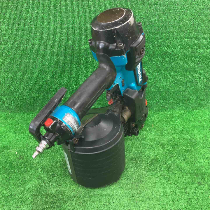 ★マキタ(makita) 高圧エア釘打ち機 AN933HM【川崎店】