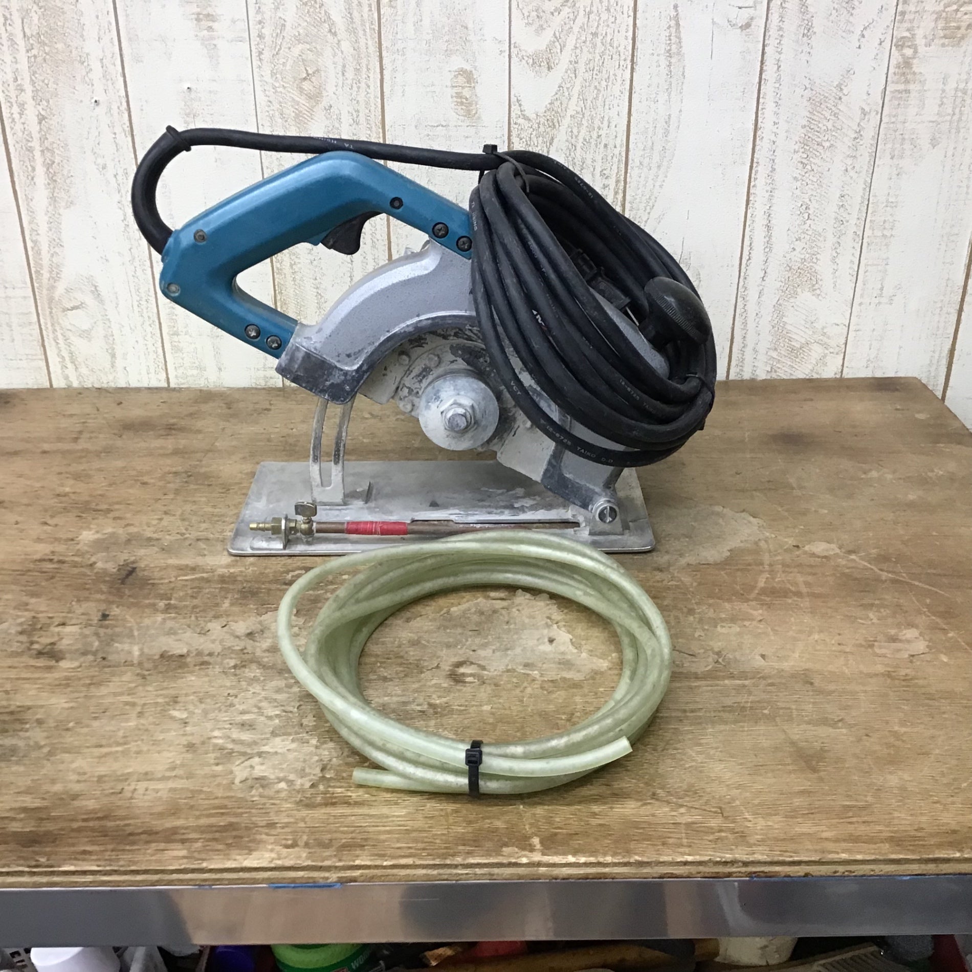 〇マキタ(makita) 205mm カッタ 4108R コンクリートカッター【柏店】