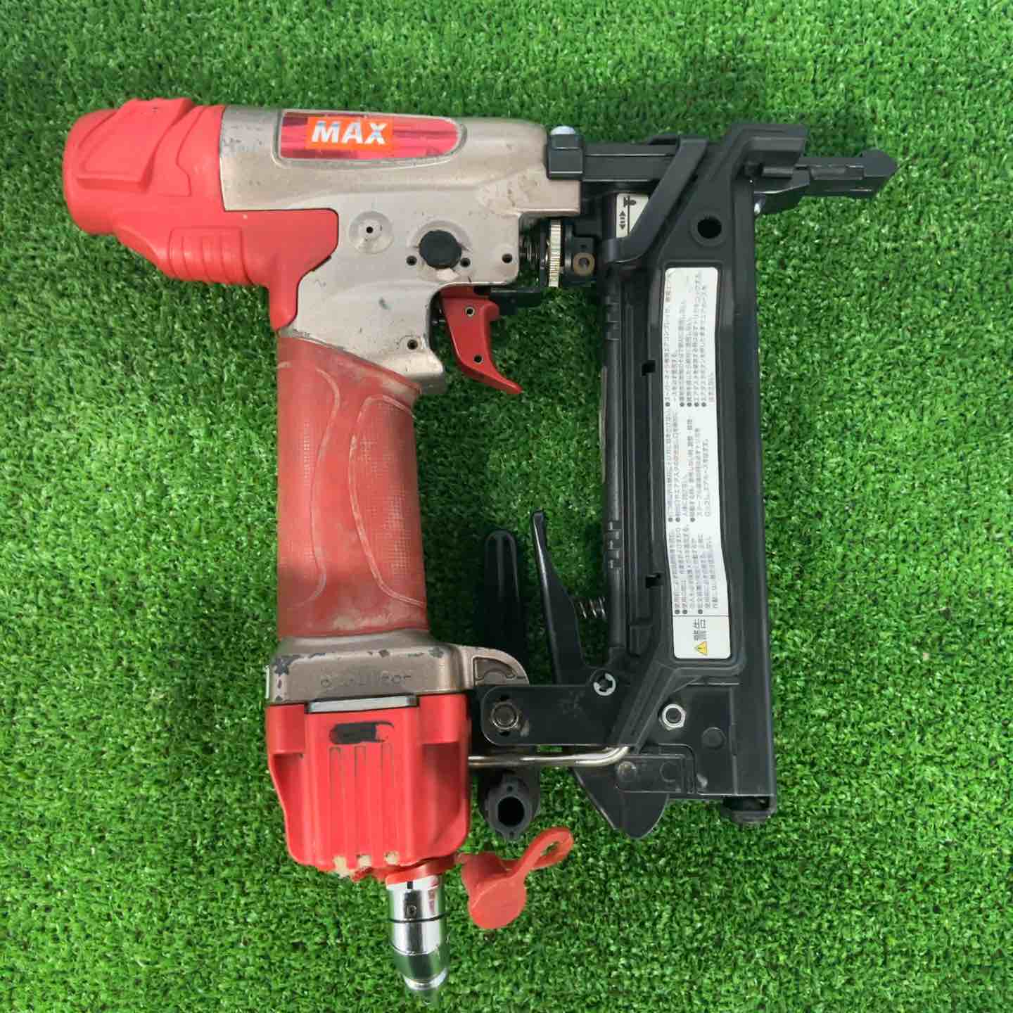 ☆マックス(MAX) 高圧フロアタッカ HA-38F2(D)/4MA【草加店 ☆マックス(MAX) 高圧フロアタッカ HA-38F2(D)/4MA【草加店