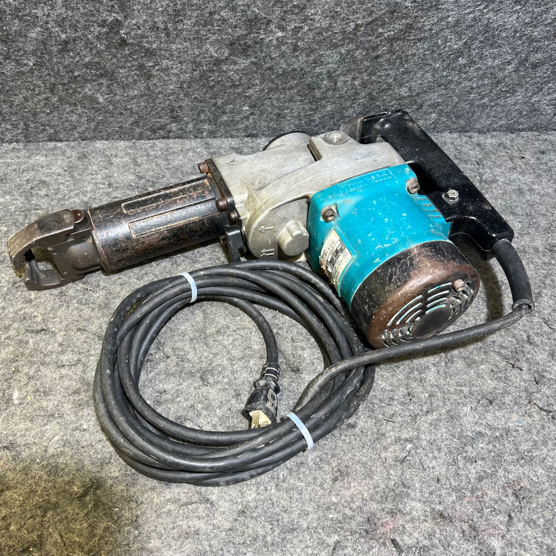 ☆マキタ(makita) ハンマドリル HR3850【桶川店】