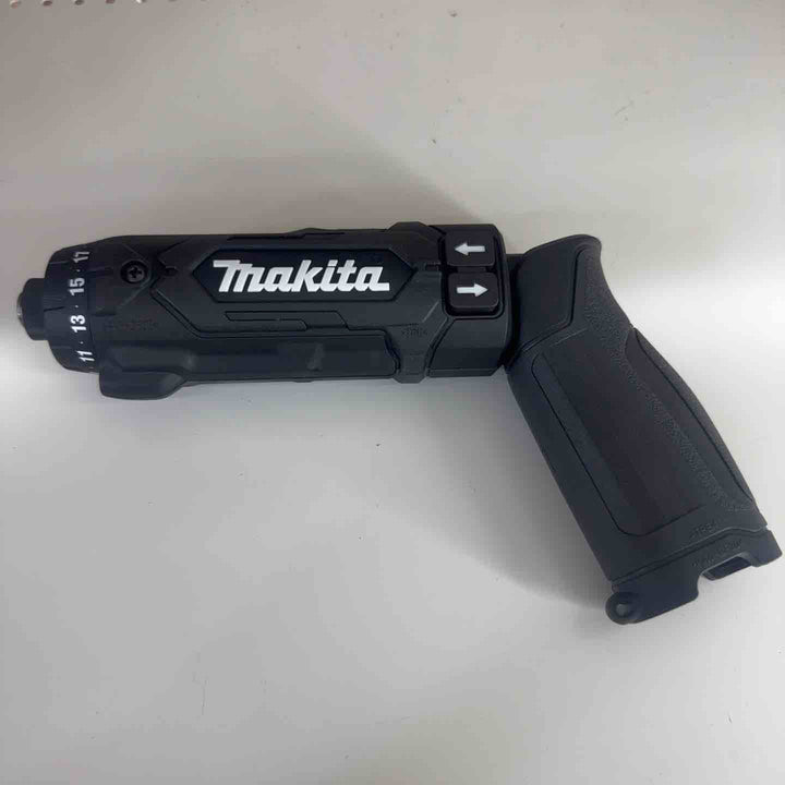 【未使用・本体のみ】 マキタ makita 10.8V コードレスペンドリルドライバー DF012DZB 【桶川店】