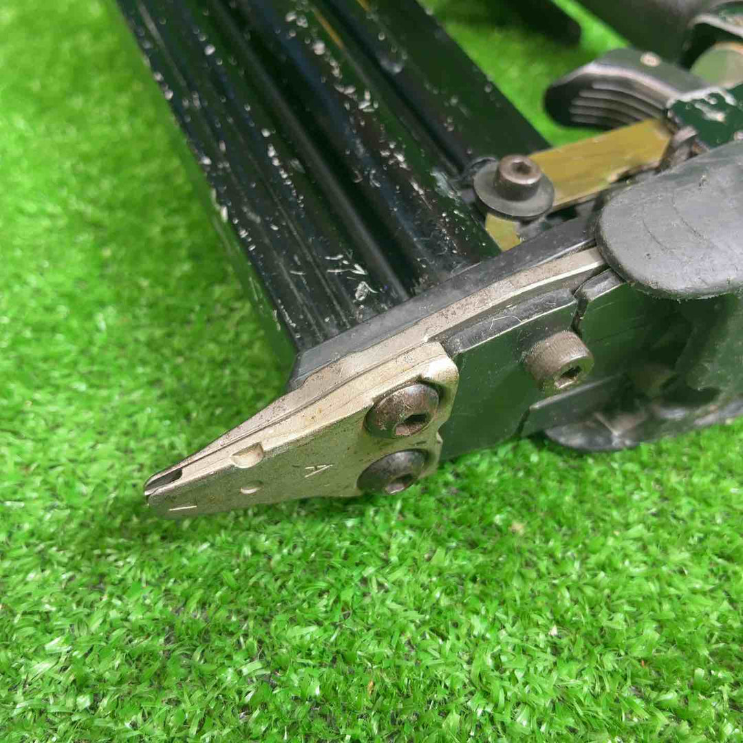 【中古品】 ハイコーキ (HIKOKI ※旧:日立工機) 高圧フィニッシュネイラ NT55HM2(B) 【藤沢店】