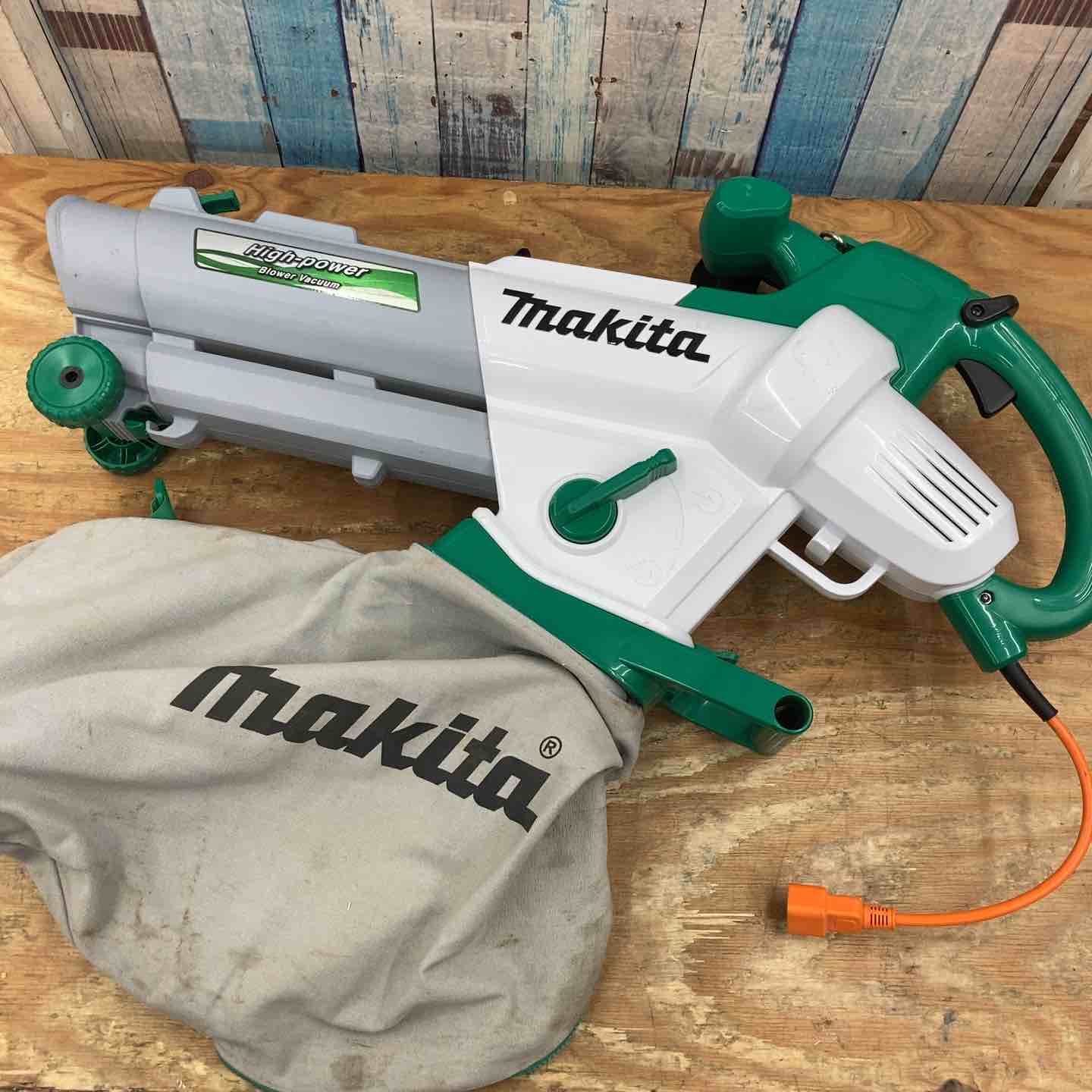 店頭受取り限定】◇マキタ(Makita) AC100V ブロワ集じん機 MUB1200【柏